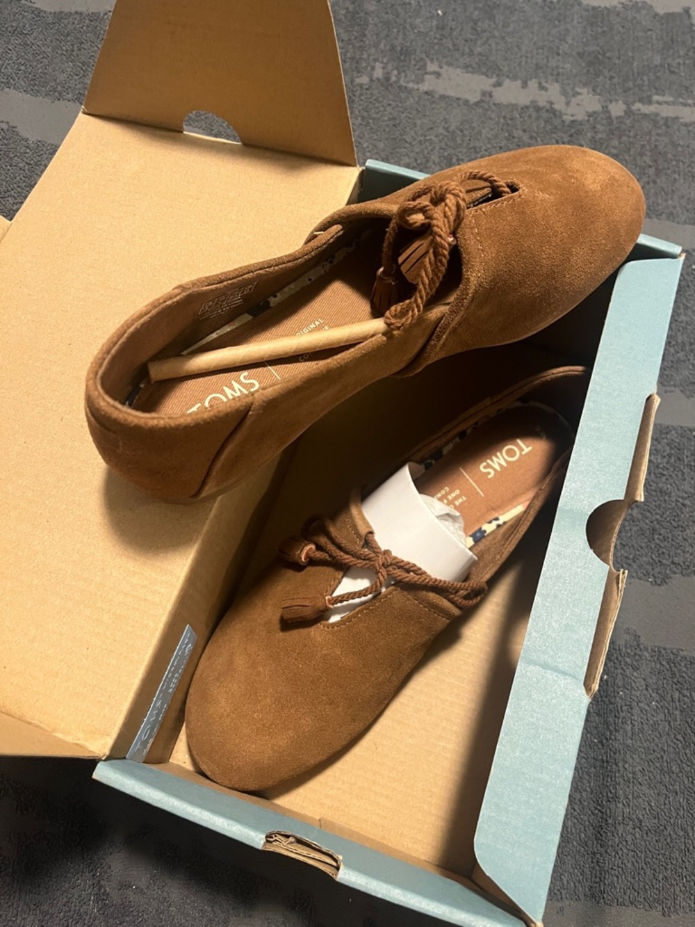 TOMS Women's Tan Suede Tie-Front Flats